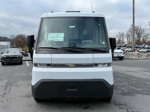 New 2025 Chevrolet Brightdrop 400 w/ Battery Pack, Max Range image 2