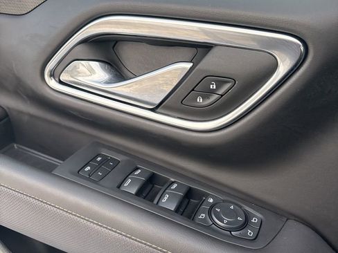 Used 2024 GMC Yukon AT4 image 22