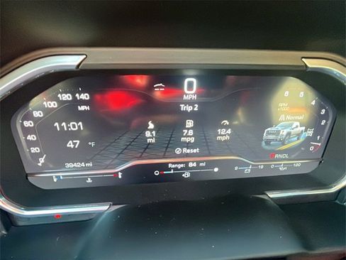 Used 2024 GMC Sierra 2500 AT4 w/ AT4 Premium Plus Package image 26