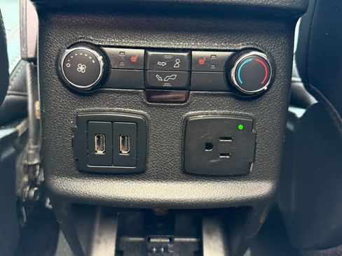 Used 2016 Ford Explorer Limited w/ Equipment Group 301A FWD image 20