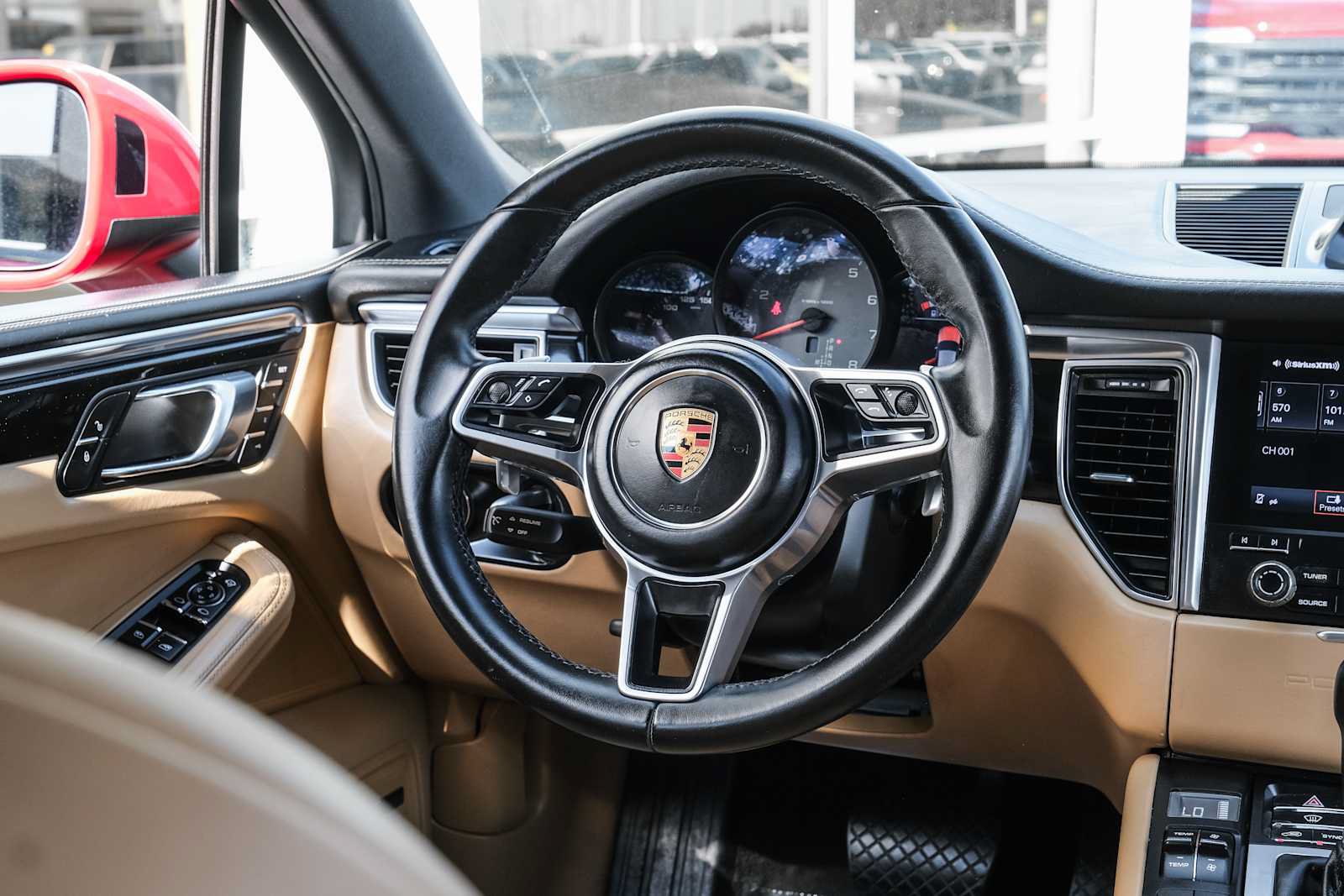 Used 2018 Porsche Macan S AWD/4WD image 23