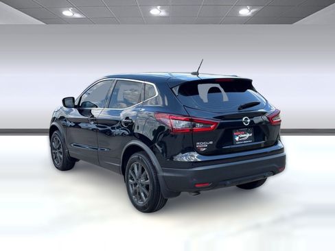 Used 2022 Nissan Rogue Sport S FWD image 3