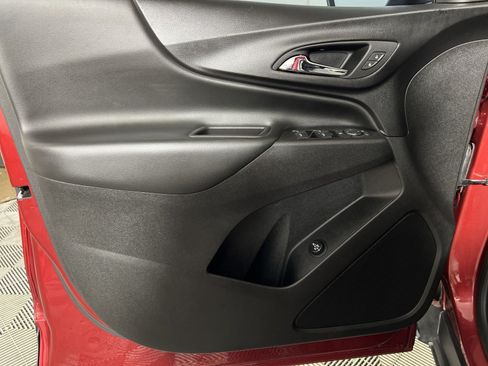Used 2019 Chevrolet Equinox LT w/ Sun & Navigation Package FWD image 14