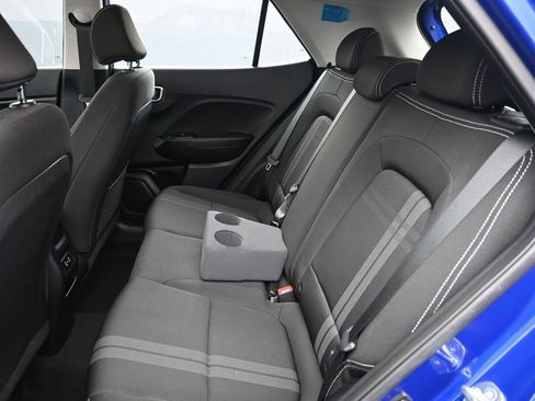 Certified 2024 Hyundai Venue SEL image 22