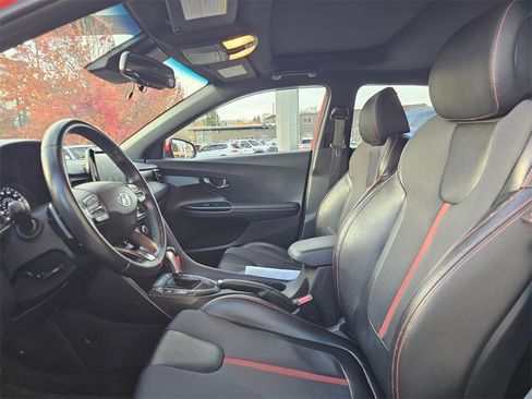 Used 2021 Hyundai Veloster Turbo image 22