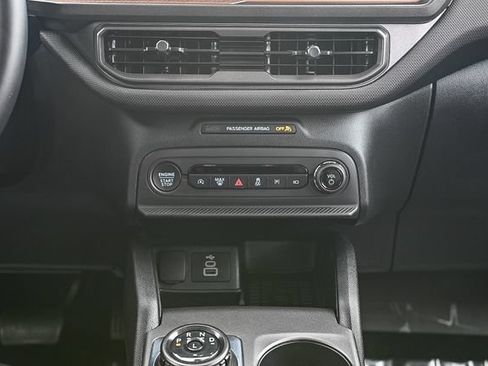 Certified 2025 Ford Bronco Sport Outer Banks w/ Outer Banks Tech Package+ AWD/4WD image 17