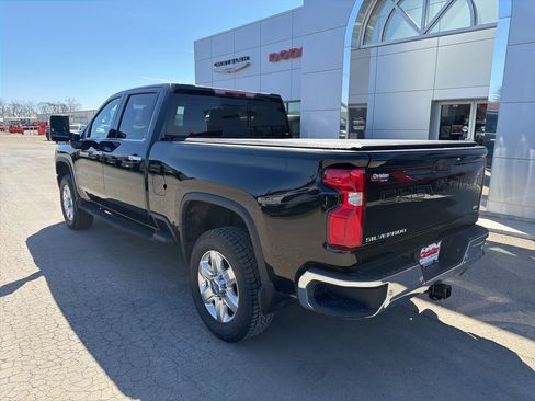 Used 2022 Chevrolet Silverado 2500 LTZ w/ LTZ Premium Package AWD/4WD image 8