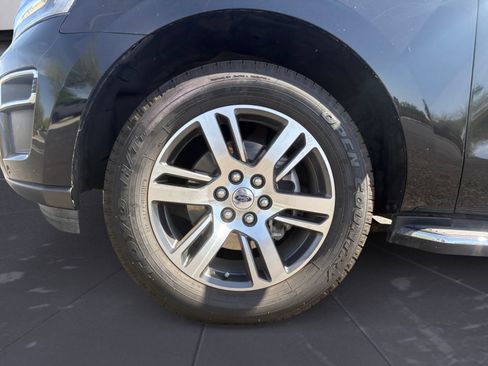 Used 2022 Ford Expedition Limited RWD image 14