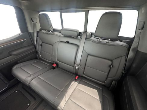 Used 2025 GMC Sierra 1500 Denali AWD/4WD image 15