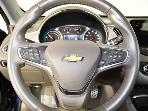 Used 2017 Chevrolet Malibu Hybrid w/ Leather Package FWD image 19