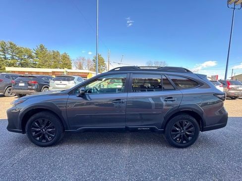 Used 2023 Subaru Outback Onyx Edition AWD/4WD image 4