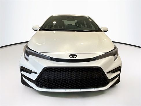 New 2025 Toyota Corolla SE image 2
