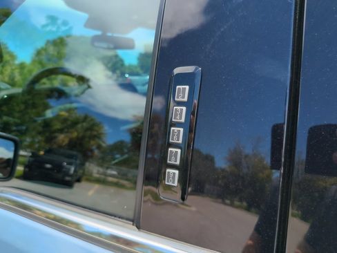 Used 2023 Ford F150 Lariat w/ Trailer Tow Package AWD/4WD image 20
