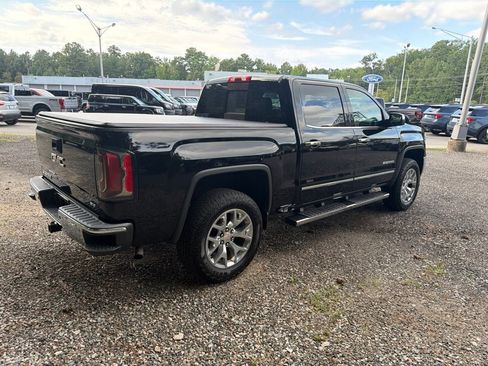 Used 2018 GMC Sierra 1500 SLT w/ SLT Premium Package AWD/4WD image 4