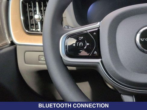 New 2026 Volvo XC60 B5 Ultra w/ Protection Package Premier AWD/4WD image 14