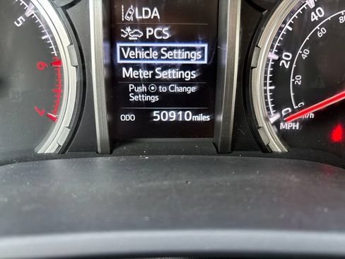 Used 2022 Toyota 4Runner TRD Off-Road AWD/4WD image 16