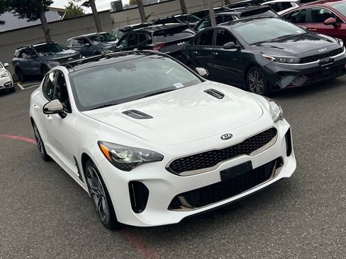 Used 2021 Kia Stinger GT2 image 5