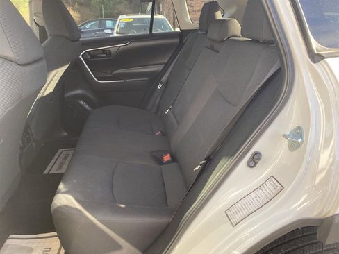 Used 2024 Toyota RAV4 LE image 10