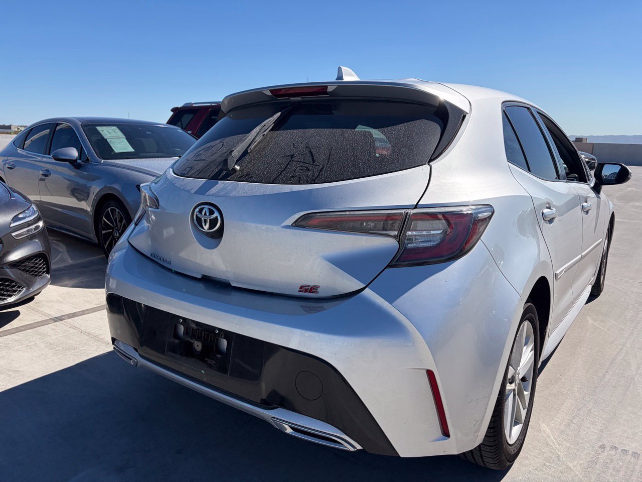 Used 2019 Toyota Corolla SE w/ Carpet Mat Package FWD image 4