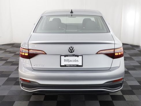 Used 2022 Volkswagen Jetta S w/ IQ.Drive Package FWD image 16