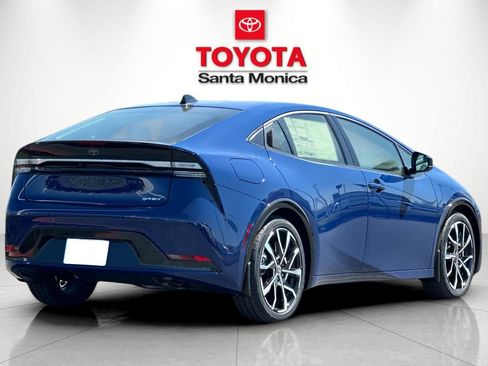 New 2026 Toyota Prius Plug-In Hybrid FWD image 3