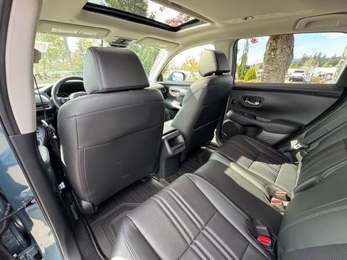 New 2026 Honda HR-V EX-L image 9