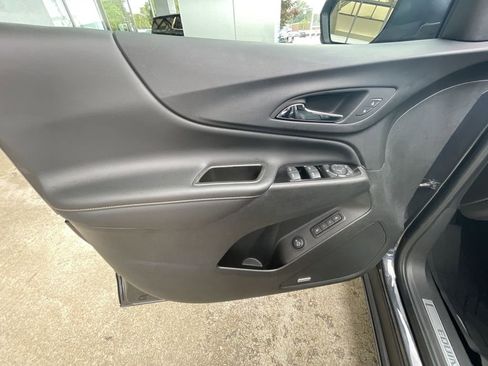 Certified 2022 Chevrolet Equinox Premier FWD image 22