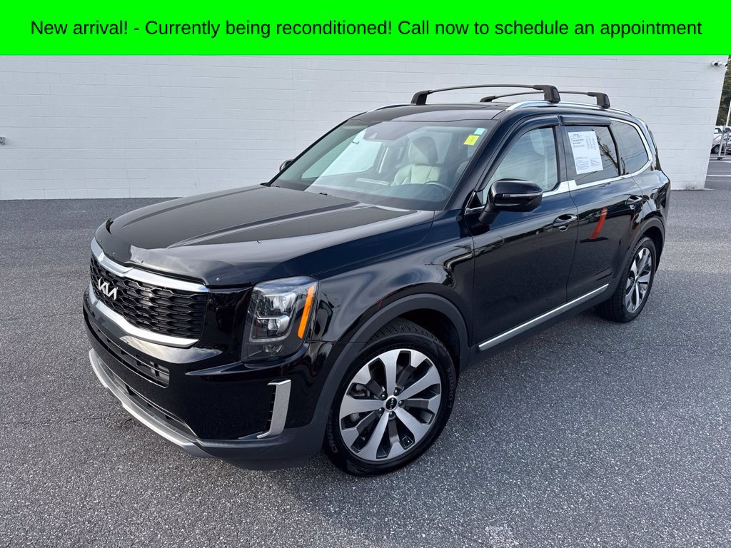 Used 2022 Kia Telluride EX w/ EX Premium Package FWD image 1