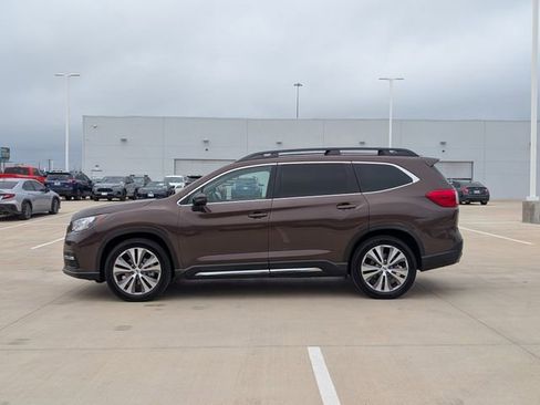 Used 2020 Subaru Ascent Limited w/ Technology Package AWD/4WD image 3