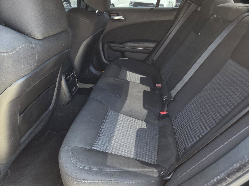 Used 2023 Dodge Charger R/T w/ Blacktop Package RWD image 38