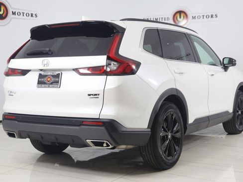 Used 2025 Honda CR-V Sport Touring image 3