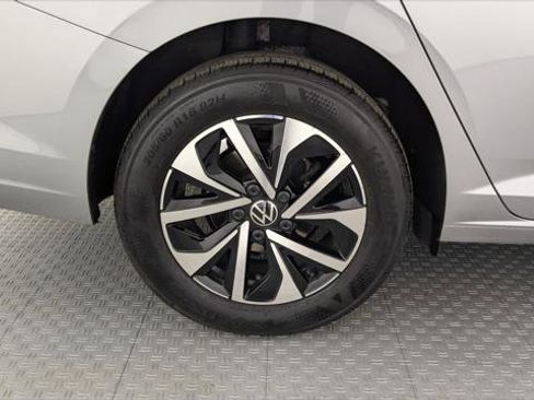 Used 2024 Volkswagen Jetta S image 34