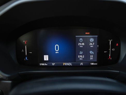 Used 2025 Ford Escape Active w/ Tech Pack #1 AWD/4WD image 4