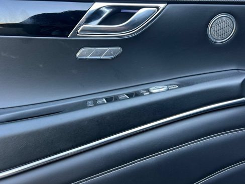 Used 2025 Genesis GV80 2.5T Standard AWD/4WD image 11