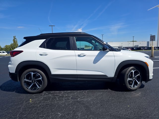 Used 2022 Chevrolet TrailBlazer RS w/ Technology Package FWD image 20
