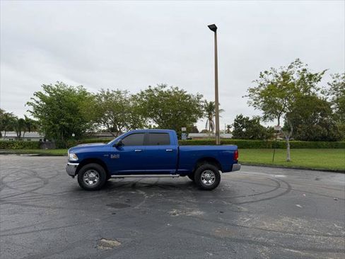 Used 2018 RAM 2500 SLT image 3