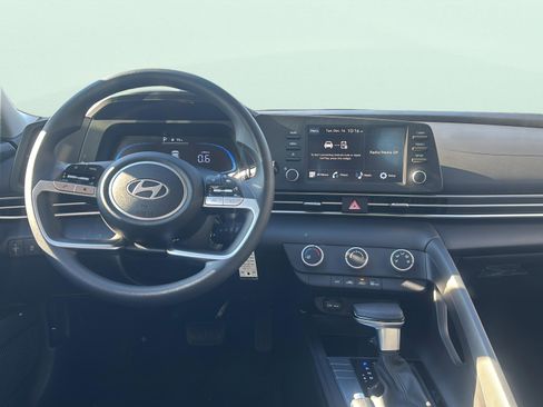 New 2026 Hyundai Elantra SE image 10