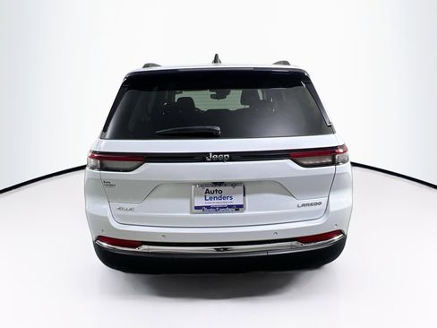 Used 2023 Jeep Grand Cherokee Laredo w/ Luxury Tech Group I image 6