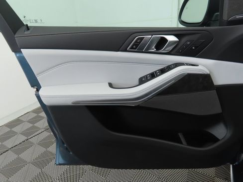 New 2026 BMW X5 sDrive40i w/ Climate Comfort Package image 24