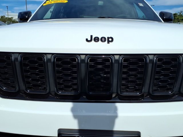 Certified 2023 Jeep Grand Cherokee Altitude AWD/4WD image 10
