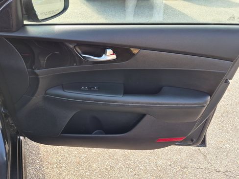 Used 2024 Kia Forte GT-Line w/ GT-Line Premium Package FWD image 34