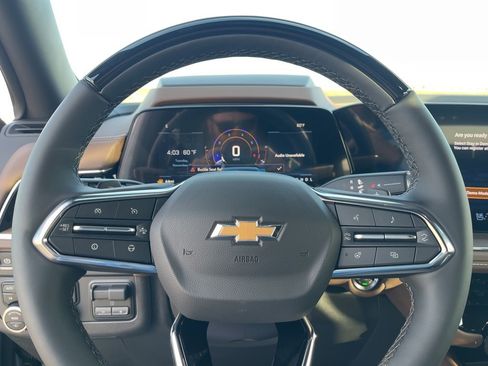 New 2026 Chevrolet Suburban High Country image 17