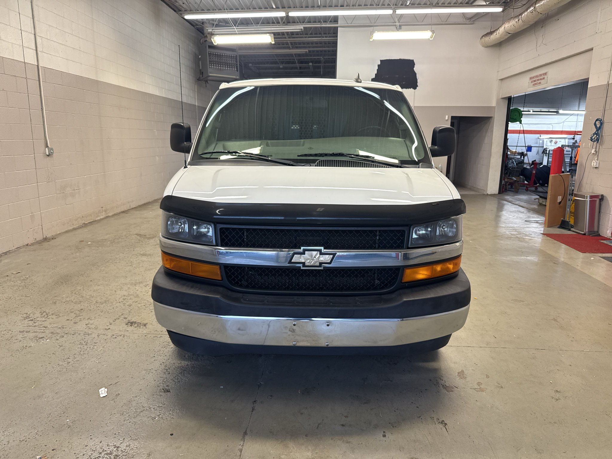 Used 2019 Chevrolet Express 2500 w/ Enhanced Convenience Package RWD image 2
