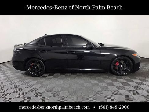 Used 2021 Alfa Romeo Giulia Ti Sport RWD image 7