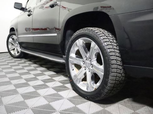 Used 2016 GMC Yukon XL Denali w/ Open Road Package AWD/4WD image 11