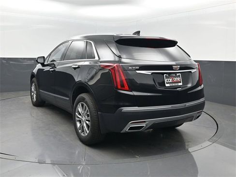 Used 2022 Cadillac XT5 Premium Luxury image 3
