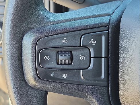 Used 2024 Chevrolet Silverado 1500 Custom image 19