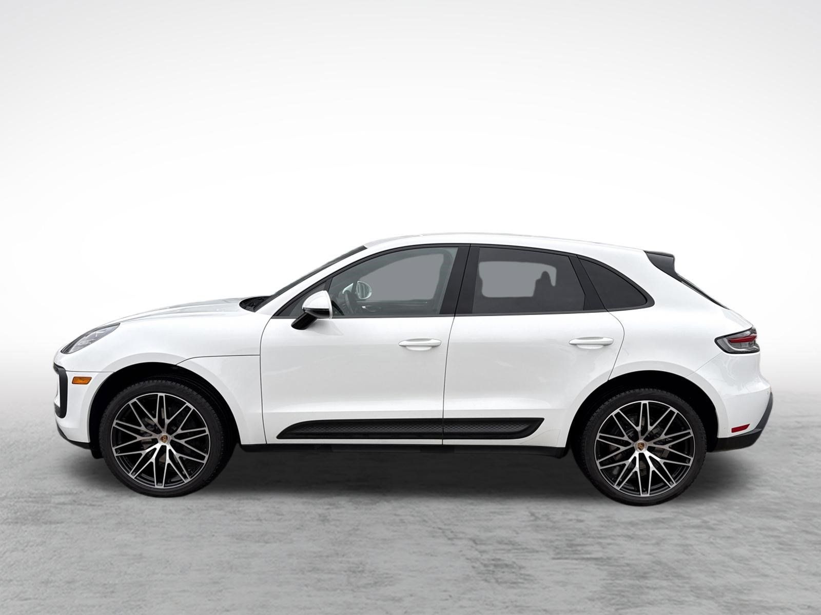 Used 2023 Porsche Macan AWD/4WD image 5