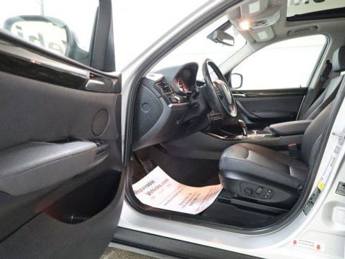 Used 2014 BMW X3 xDrive28i AWD/4WD image 9