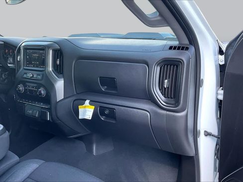 Certified 2024 Chevrolet Silverado 1500 Custom Trail Boss w/ Turbomax Blackout Package AWD/4WD image 18